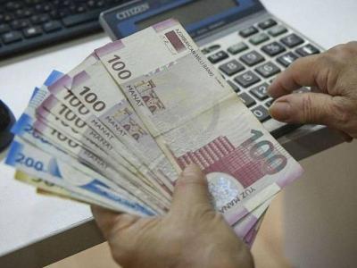 Azərbaycan 9 ayda 1 milyard manatdan çox borc qaytarıb