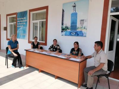 Məktəbli oxucular arasında inşa müsabiqəsi - Foto