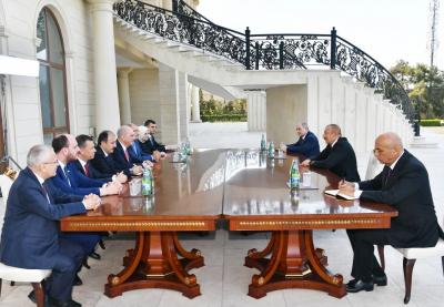 Prezident Türkiyənin Ədalət və İnkişaf Partiyası sədrinin birinci müavinini qəbul edib