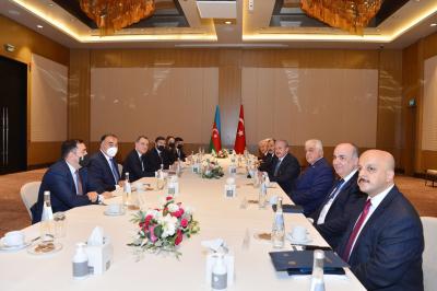 Ceyhun Bayramov TBMM sədri ilə görüşüb