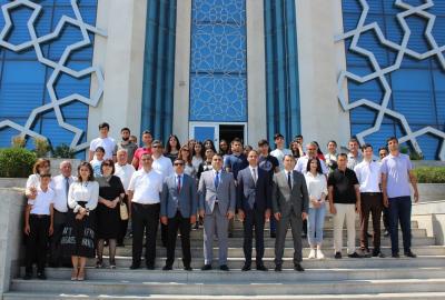 Gəncədə "Nizami və vətənpərvərlik" mövzusunda görüş keçirilib