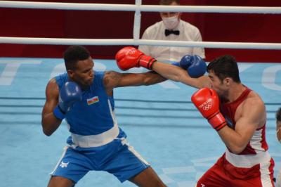 Azərbaycan boksçusu yarımfinalda