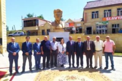 Gədəbəydə Səməd Vurğunun büstünün açılışı oldu 