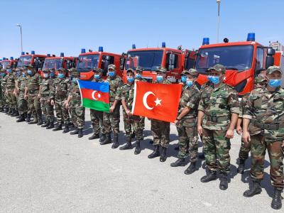 Türkiyədə yanğınların söndürülməsində fərqlənənlər təltif edildi 
