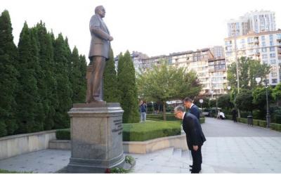BŞİH başçısı Kiyevdə səfərdədir