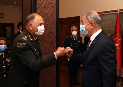 Azərbaycan Ordusunun Baş Qərargah rəisi Hulusi Akarla görüşüb