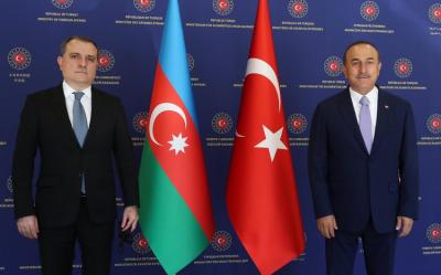 Türkiyə və Azərbaycan XİN başçıları telefonla danışıb - Yenilənib