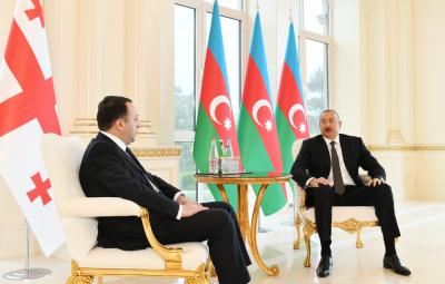 Prezident İlham Əliyev Gürcüstanın Baş naziri ilə görüşüb -  Yenilənib