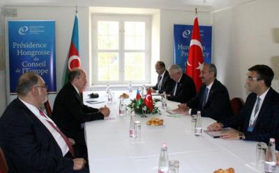 Fikrət Məmmədov Türkiyənin ədliyyə naziri ilə görüşüb