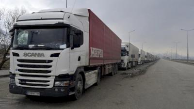 İran yerli şirkətlərinə Qarabağa qanunsuz yük daşımağı qadağan etdi