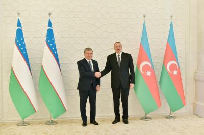 İlham Əliyevlə Özbəkistan dövlət başçısı arasında telefon danışığı olub