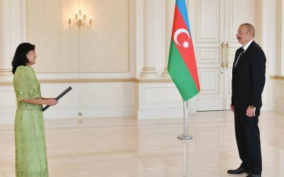 İlham Əliyev Filippinin yeni səfirinin etimadnaməsini qəbul edib - Yenilənib