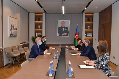 Ceyhun Bayramov Argentinanın səfirini qəbul edib