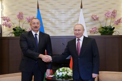 İlham Əliyev və Vladimir Putin arasında ikitərəfli görüş keçirilib - Yenilənib (foto)