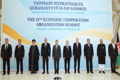 Aşqabadda İƏT-in XV Zirvə Toplantısının iştirakçılarının şərəfinə rəsmi nahar verilib