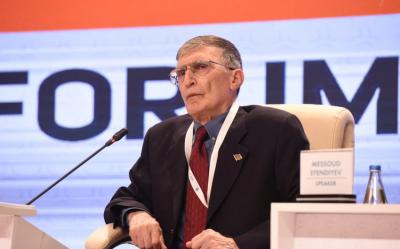 Əziz Səncər türk dövlətlərinə çağırış edib