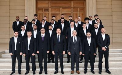“Qarabağ” futbol klubuna 5 milyon manat maliyyə dəstəyi ayrılıb - Sərəncam