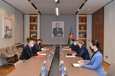 Ceyhun Bayramov Qırğızıstanın Təhlükəsizlik Şurasının sədr müavini ilə görüşüb