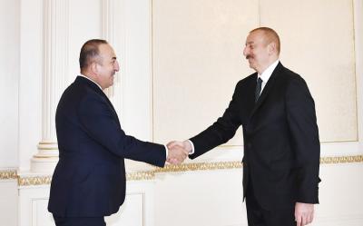 Mövlud Çavuşoğlu Azərbaycan Prezidentini 60 illik yubileyi münasibətilə təbrik edib