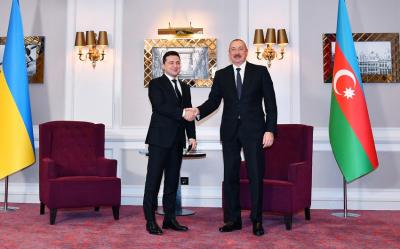 Zelenski Prezident İlham Əliyevə telefonla zəng edib