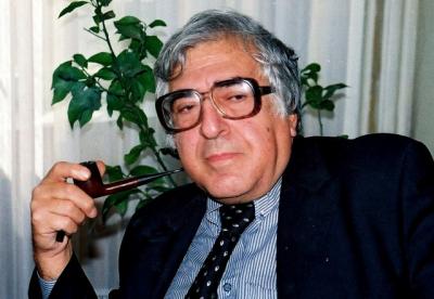 SİYASƏTÇİ, ALİM, YAZIÇI - Xalq yazıçısı Anar yazır