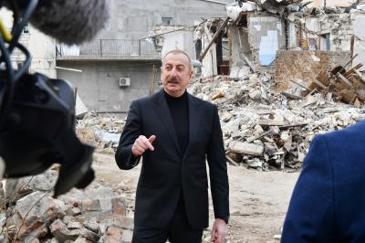 “Ermənistanı diz çökdürdük, məğlub etdik”