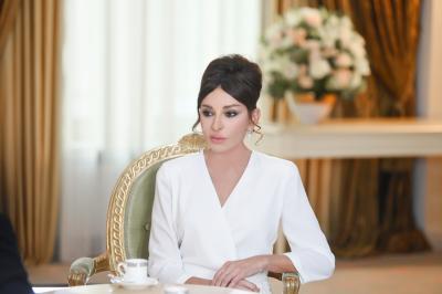 Mehriban Əliyeva 2 Fevral - Gənclər Günü ilə bağlı paylaşım edib
