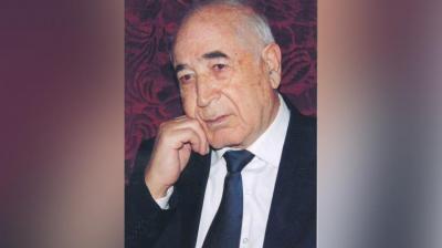 "...Yaşayacaq o dağların eşqinə"