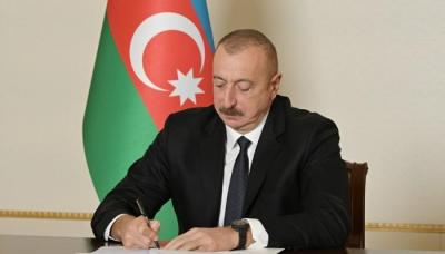 Prezident "Vətən müharibəsi iştirakçılarının təltif edilməsi haqqında" sərəncam imzalayıb