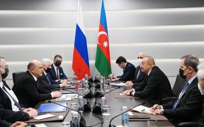 İlham Əliyev Rusiya Nazirlər Kabinetinin Əlaqələndirmə Mərkəzi ilə tanış olub - Yenilənib