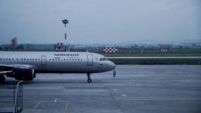 “Aeroflot 111" Kanada hava limanında qadağanı pozdu