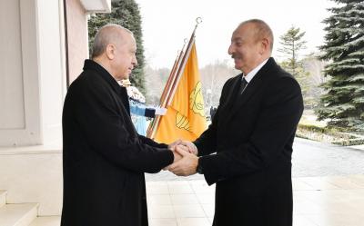 İlham Əliyev Rəcəb Tayyib Ərdoğanı Azərbaycana səfərə dəvət edib