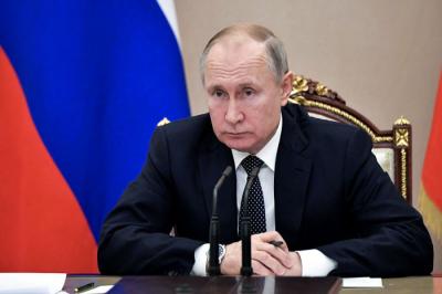 Putin Təhlükəsizlik Şurasının iclasını keçirir