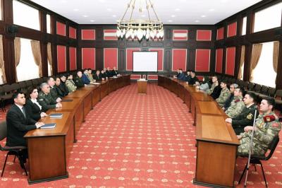 Naxçıvan Şəhər İcra Hakimiyyətində medallar təqdim edilib