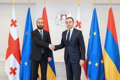 Qaribaşvili Ermənistan XİN başçısı ilə sülh təşəbbüsünü müzakirə edib