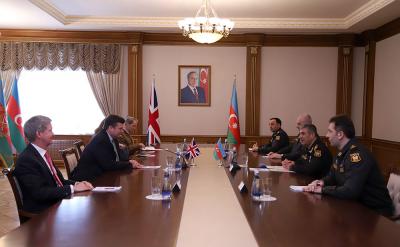 Azərbaycan ilə Böyük Britaniya arasında müdafiə sahəsində əməkdaşlıq məsələləri müzakirə olunub