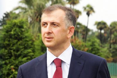 “Azərbaycanla münasibətlər sürətlə inkişaf edir”