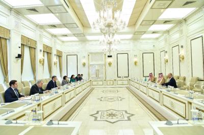 MM sədri Səudiyyə Ərəbistanının Baş Audit Məhkəməsinin prezidenti ilə görüşüb
