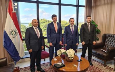 Elnur Məmmədov Paraqvay Senatının sədri ilə görüşüb