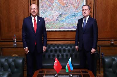 Ceyhun Bayramovla Mövlud Çavuşoğlu arasında telefon danışığı olub