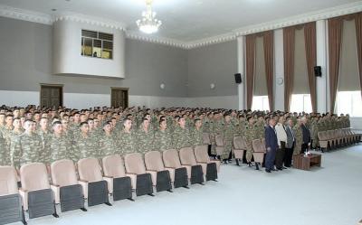 Müstəqillik Günü münasibətilə Azərbaycan Ordusunda silsilə tədbirlər keçirilib - Foto
