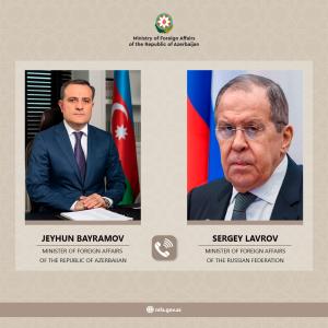 Azərbaycan və Rusiya xarici işlər nazirləri telefonla danışıb