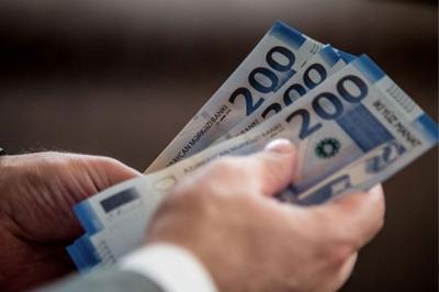 Azərbaycanda orta aylıq əməkhaqqı 15 % artıb
