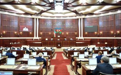 Milli Məclisin növbədənkənar sessiyasının növbəti plenar iclasının vaxtı və gündəliyi açıqlanıb