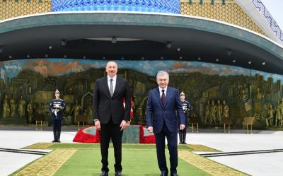 Azərbaycan və Özbəkistan prezidentləri İçan-Qala Dövlət Tarixi Memarlıq Muzeyi ilə tanış olublar -  Yenilənib