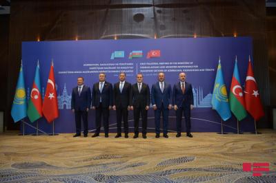 Bakıda Azərbaycan-Türkiyə-Qazaxıstan xarici işlər və nəqliyyat nazirlərinin I üçtərəfli görüşü keçirilib