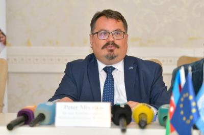 Aİ səfiri Azərbaycan xalqının Qurban bayramını təbrik edib