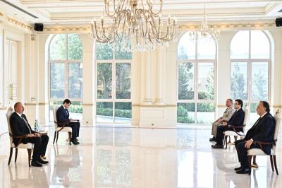 Prezident Çex Respublikasının Azərbaycanda yeni təyin olunmuş səfirinin etimadnaməsini qəbul edib - Yenilənib