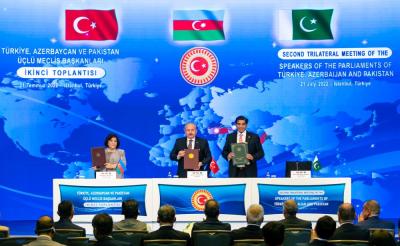 Azərbaycan, Pakistan və Türkiyə Parlament sədrləri arasında “İstanbul Bəyannaməsi” imzalanıb