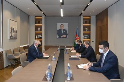 Ceyhun Bayramov Slovakiyanın Azərbaycana yeni təyin olunmuş səfiri ilə görüşüb